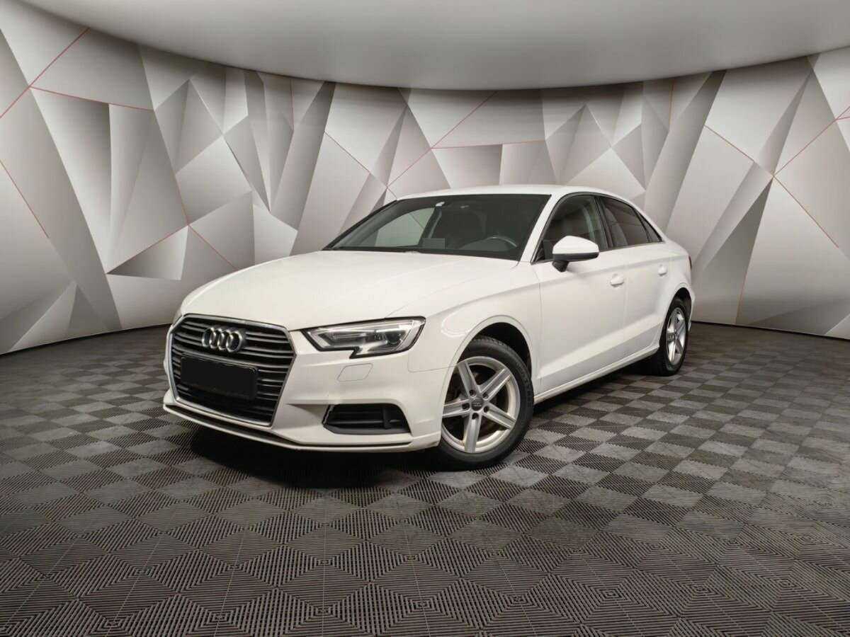 Audi A3 с пробегом — 2019 год. Посмотреть фото