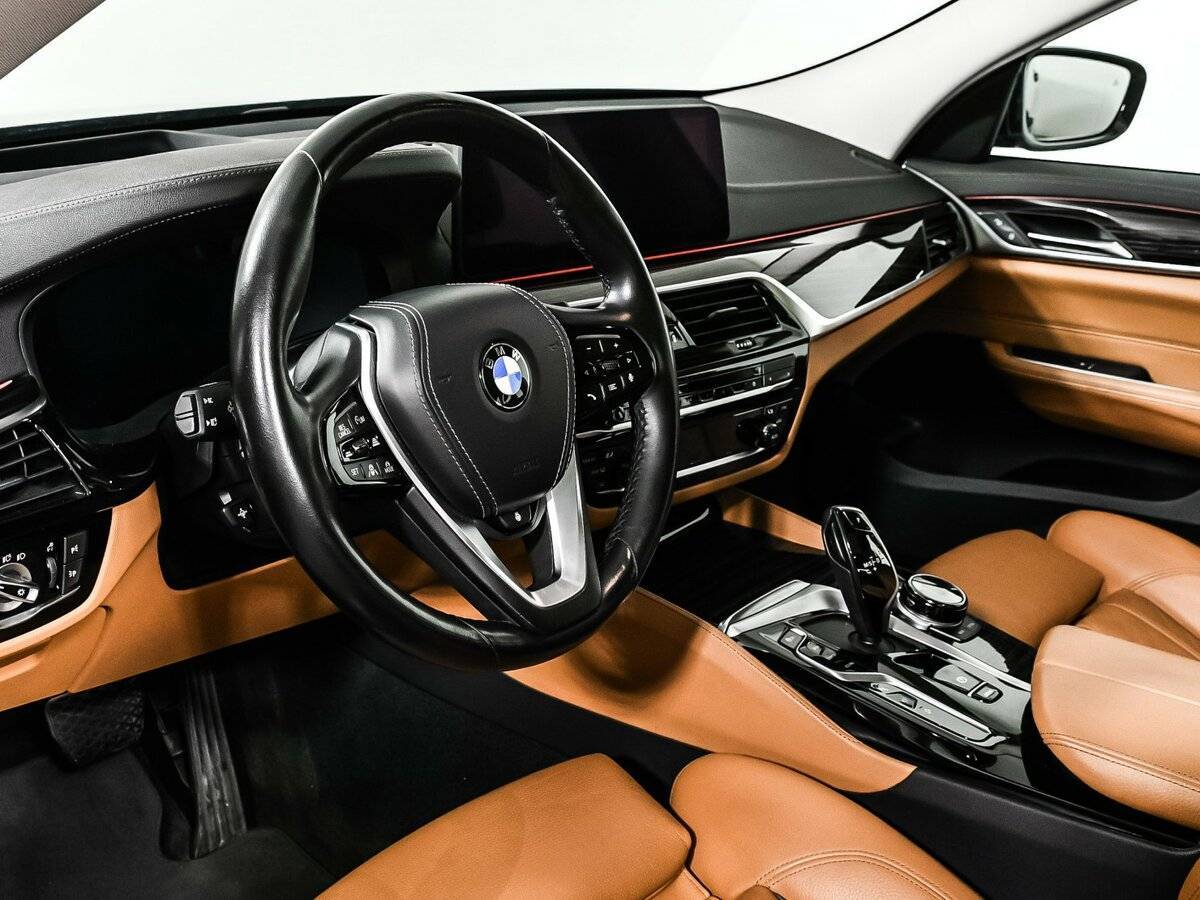BMW 6 серии с пробегом — 2021 год. Фото: #11