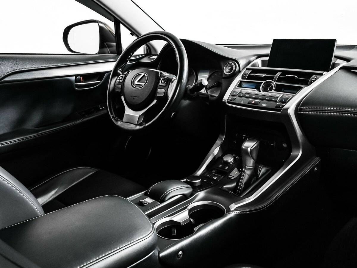 Lexus NX с пробегом — 2016 год. Фото: #8