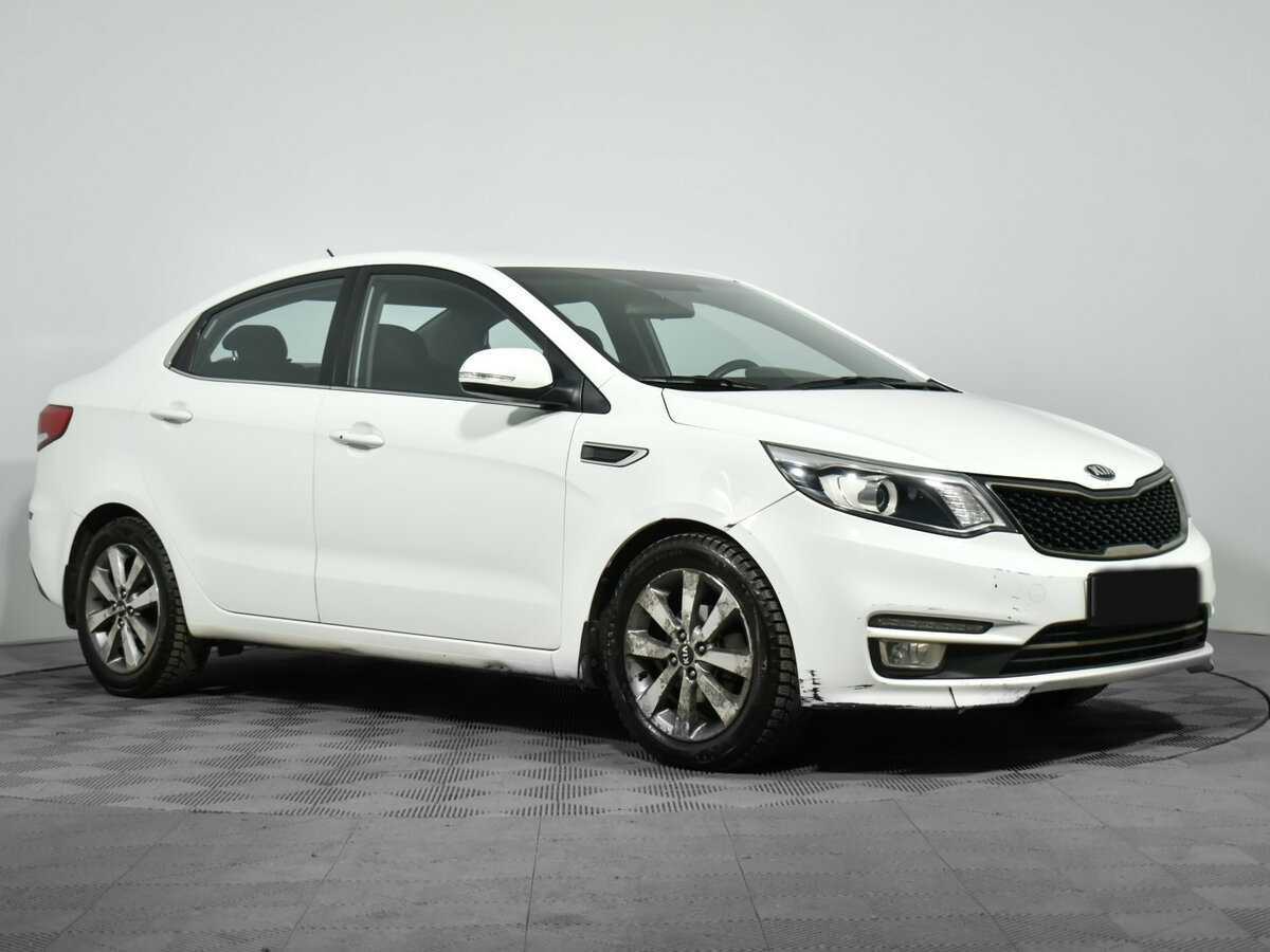 Kia Rio с пробегом — 2015 год. Фото: #2