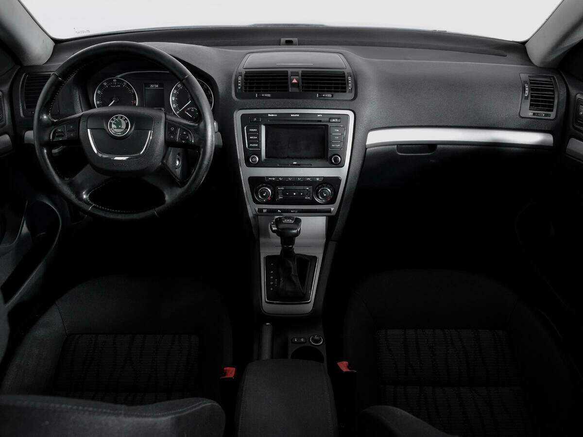 Skoda Octavia с пробегом — 2009 год. Фото: #11