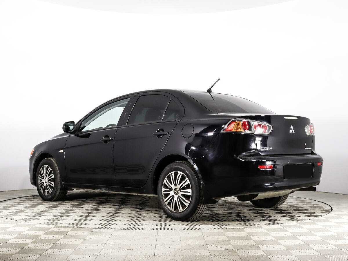 Mitsubishi Lancer с пробегом — 2010 год. Фото: #6