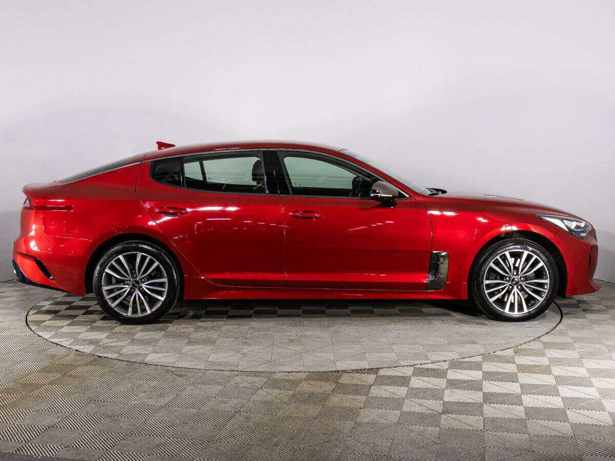 Kia Stinger с пробегом — 2020 год. Фото: #3