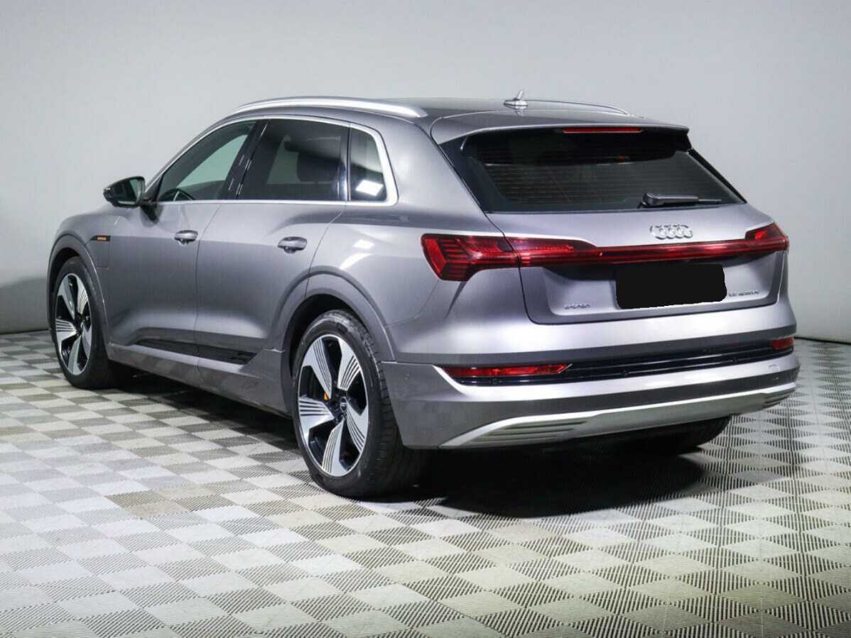 Audi e-tron с пробегом — 2020 год. Фото: #5