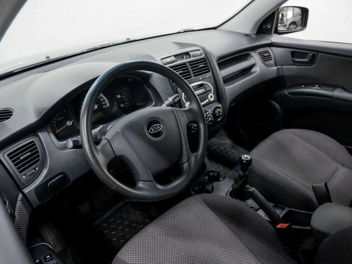 Kia Sportage с пробегом — 2007 год. Фото: #12