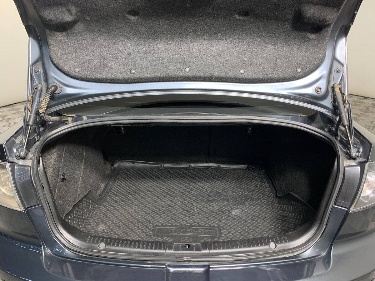 Mazda 3 с пробегом — 2008 год. Фото: #18