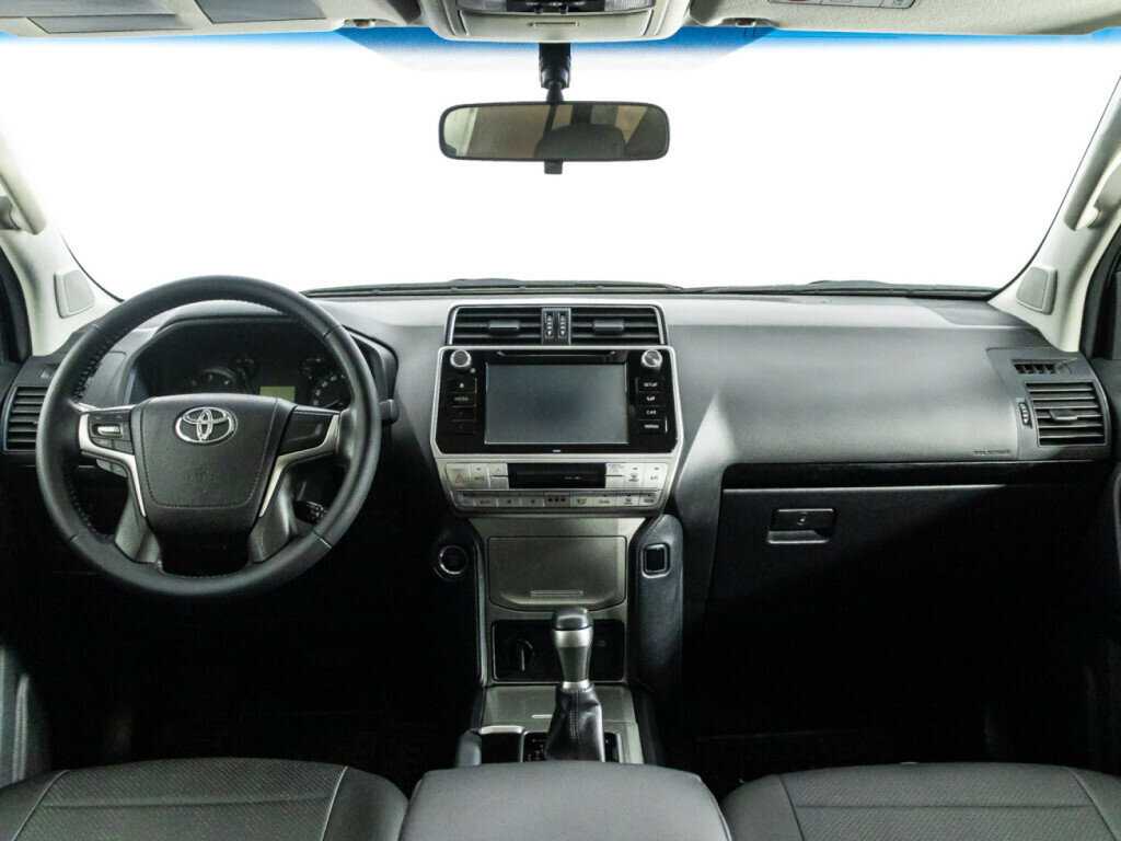 Toyota Land Cruiser Prado с пробегом — 2019 год. Фото: #10