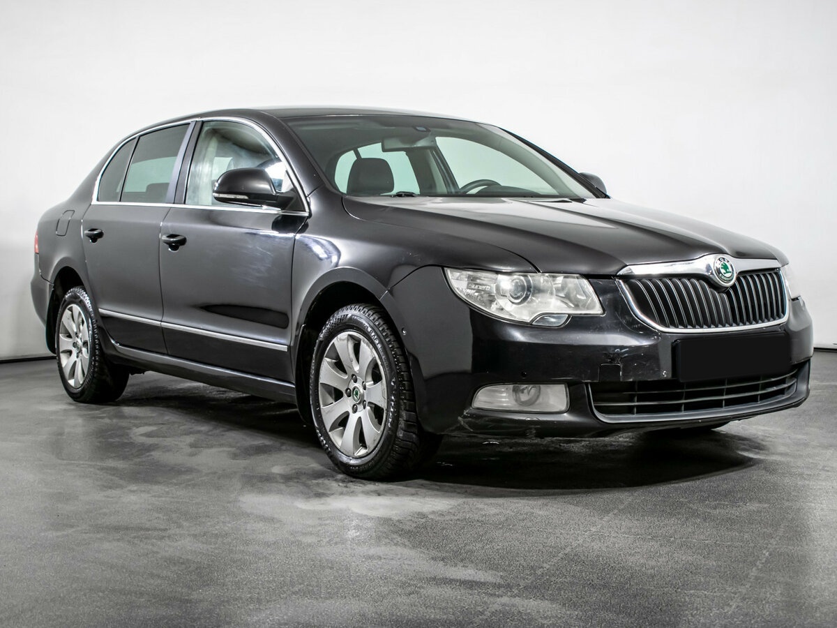 Skoda Superb с пробегом — 2009 год. Фото: #2