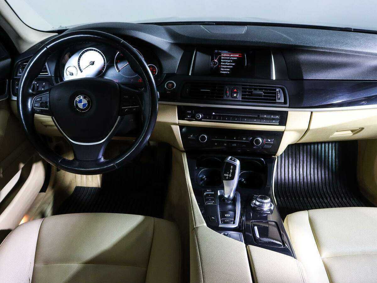 BMW 5 серии с пробегом — 2014 год. Фото: #11