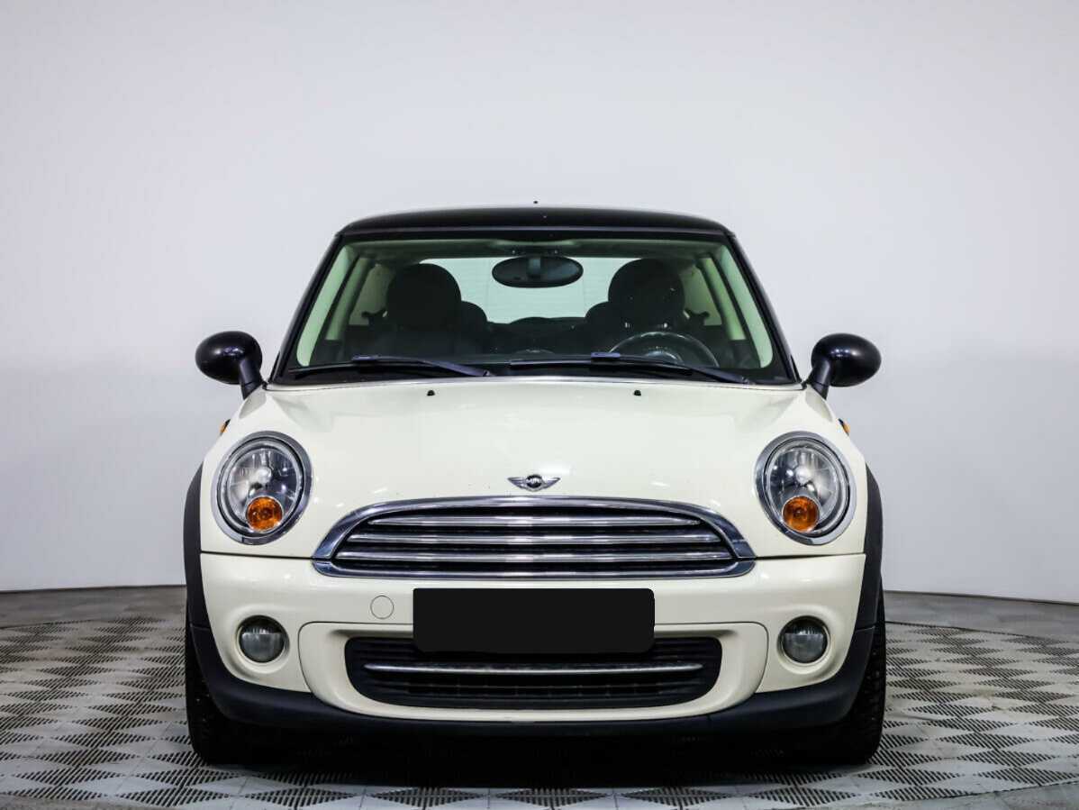 Mini Hatch с пробегом — 2012 год. Посмотреть фото