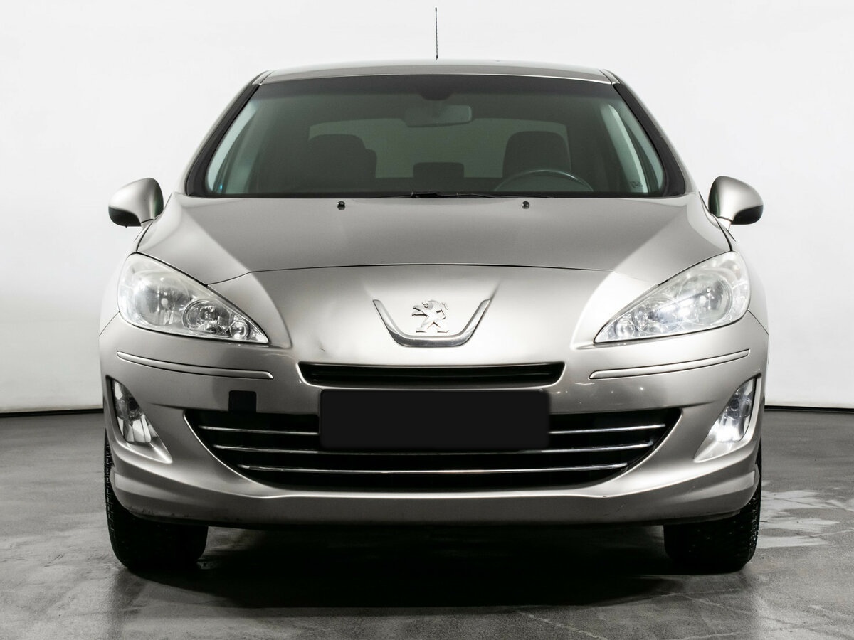 Peugeot 408 с пробегом — 2013 год. Фото: #1