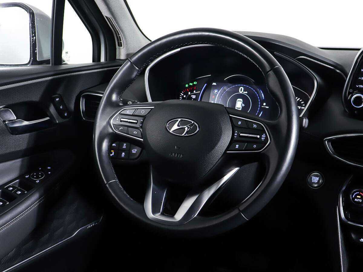 Hyundai Santa Fe с пробегом — 2020 год. Фото: #14