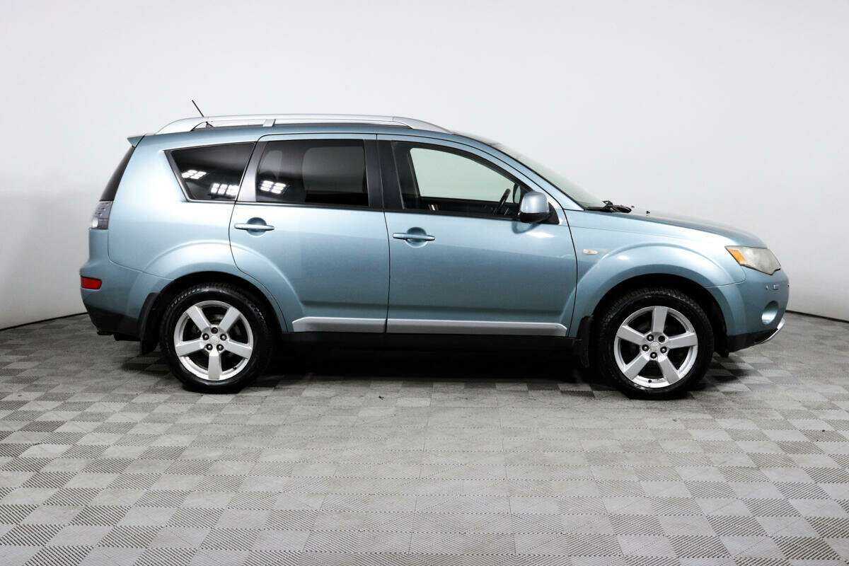 Mitsubishi Outlander с пробегом — 2008 год. Фото: #3