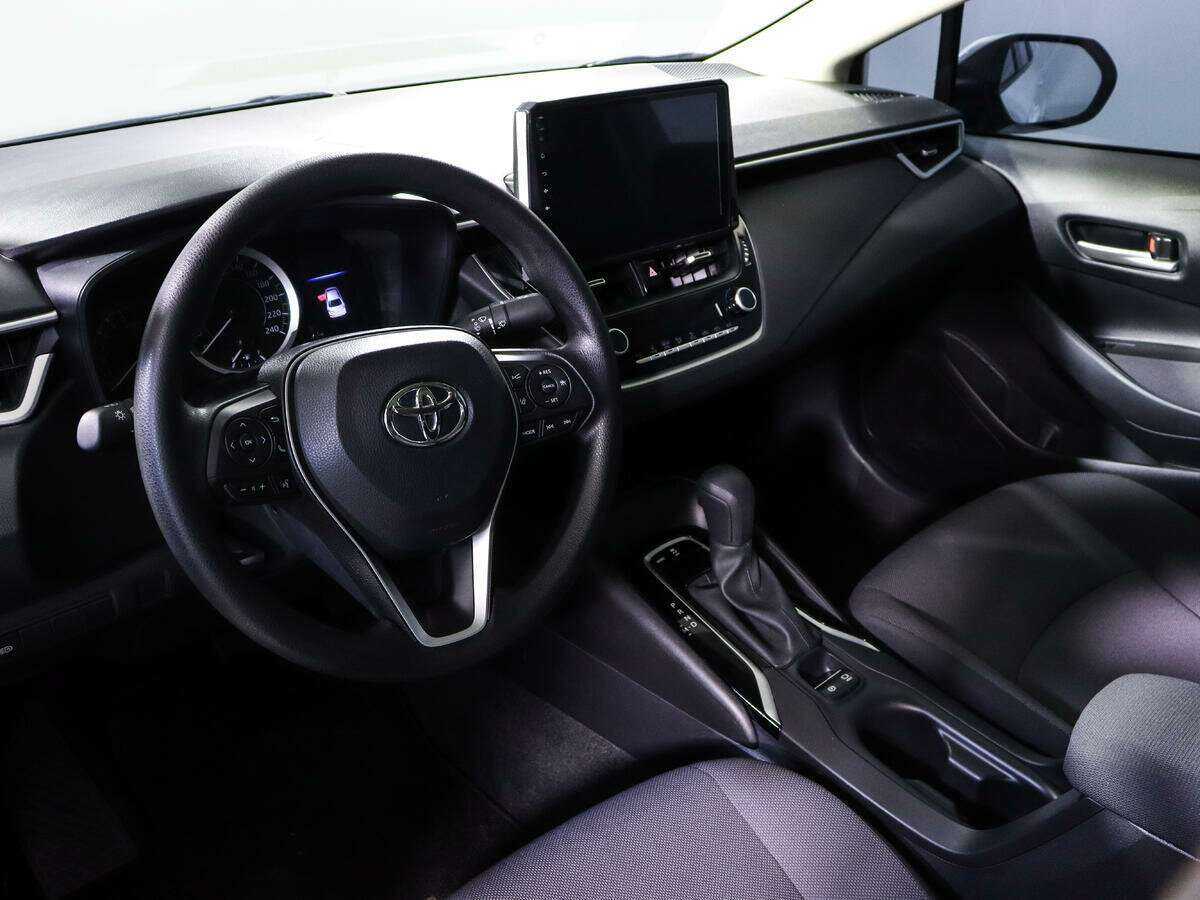 Toyota Corolla с пробегом — 2022 год. Фото: #10