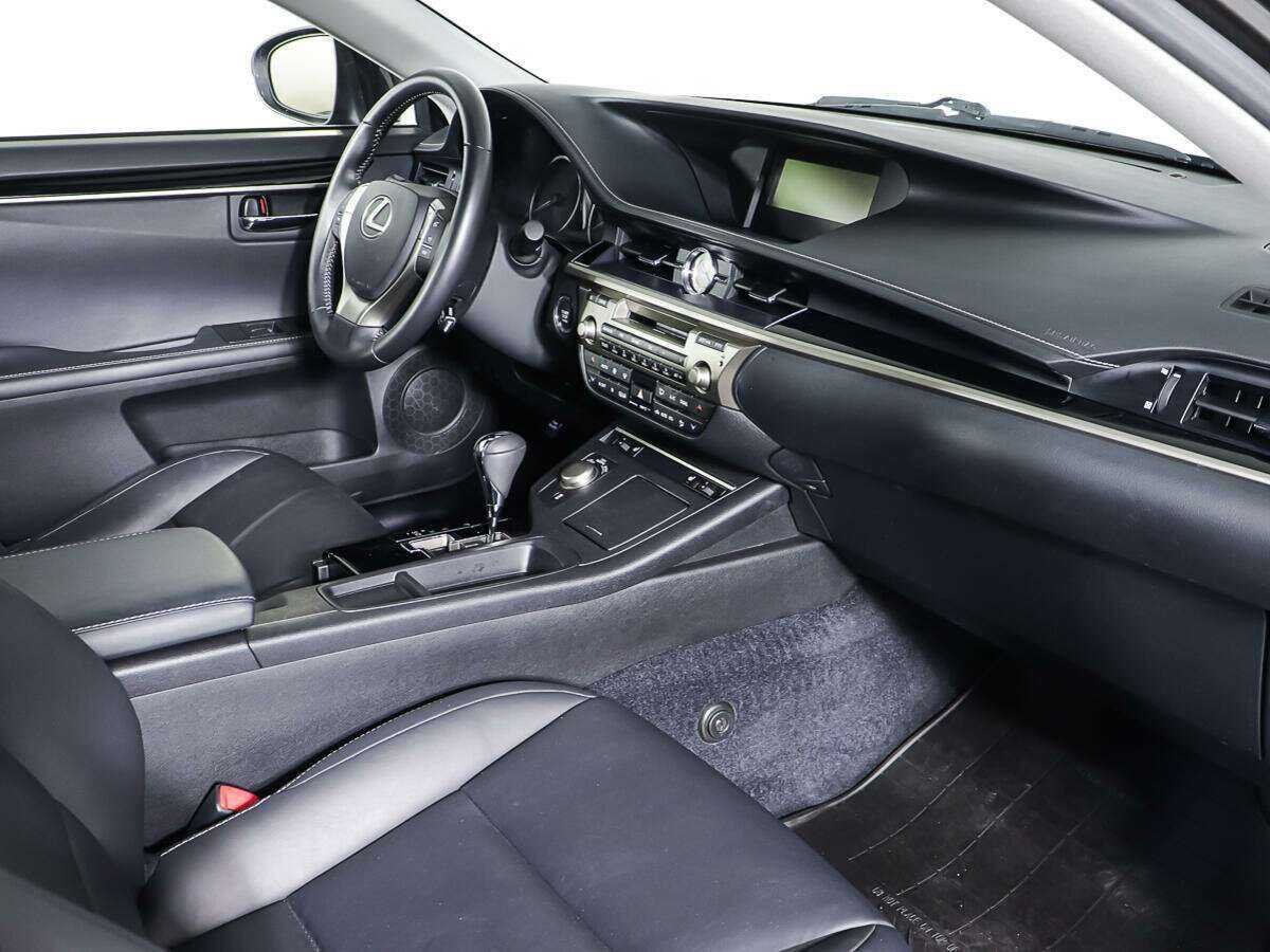 Lexus ES с пробегом — 2014 год. Фото: #7