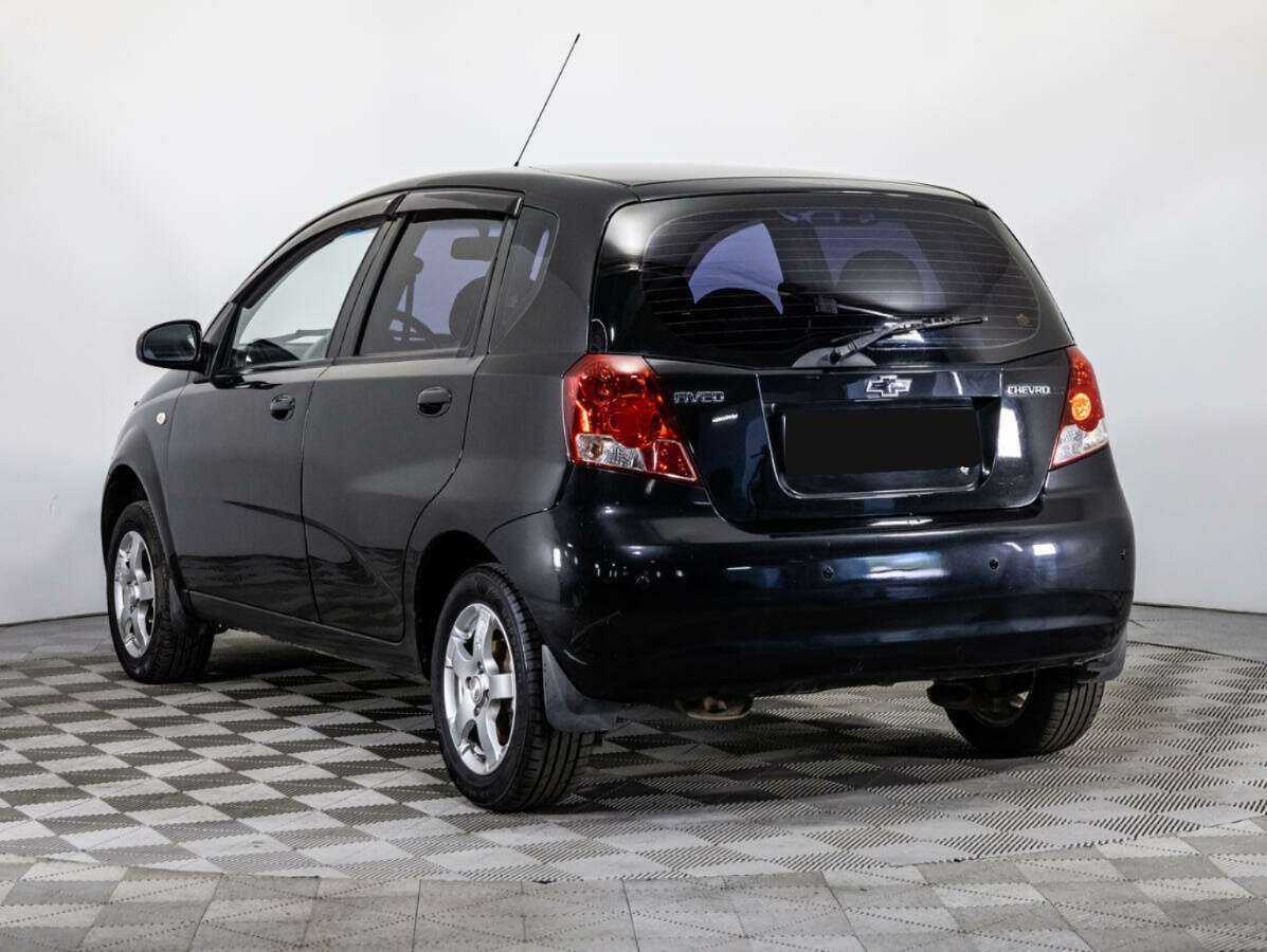 Chevrolet Aveo с пробегом — 2007 год. Фото: #6