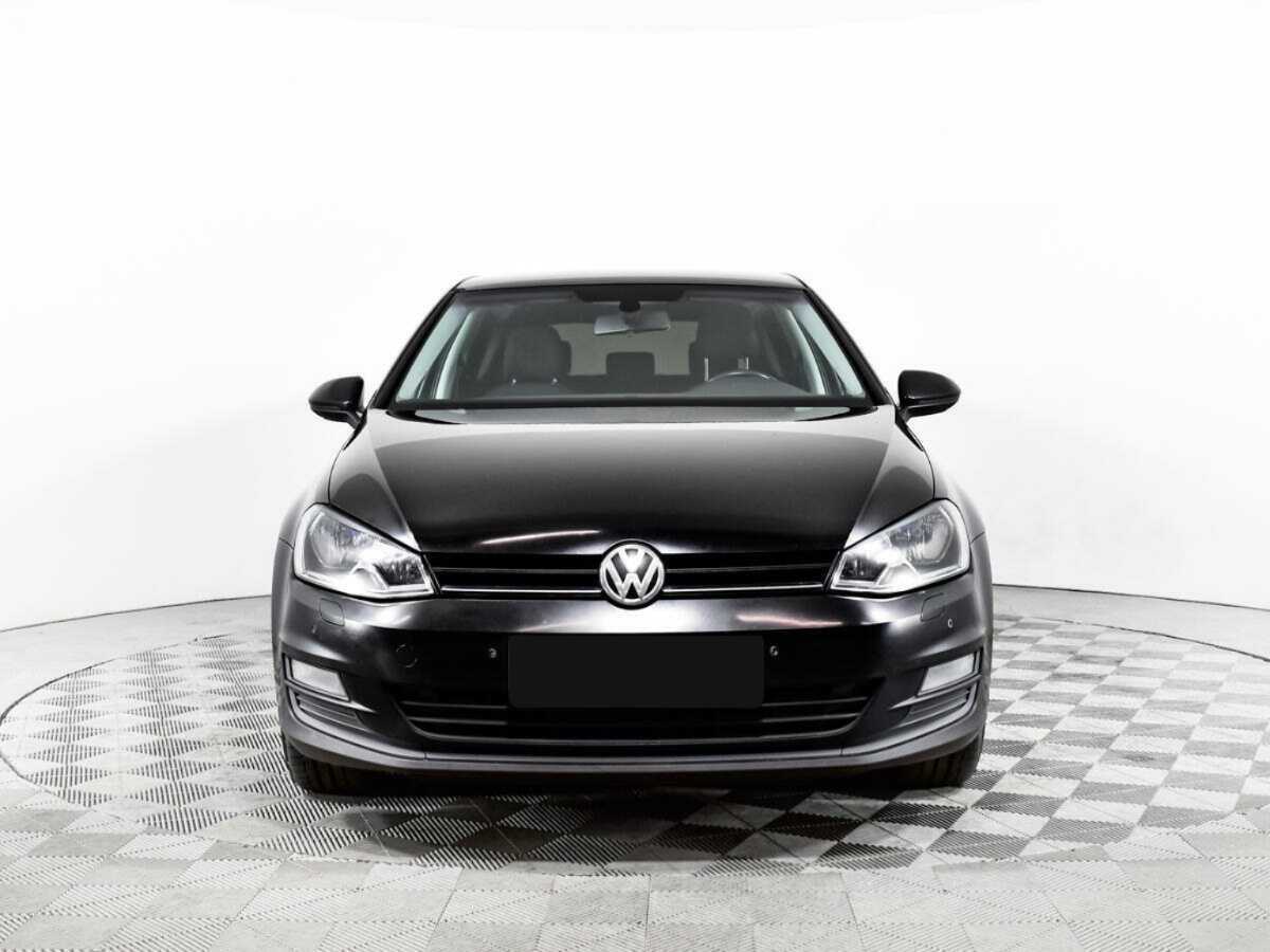 Volkswagen Golf с пробегом — 2013 год. Фото: #1
