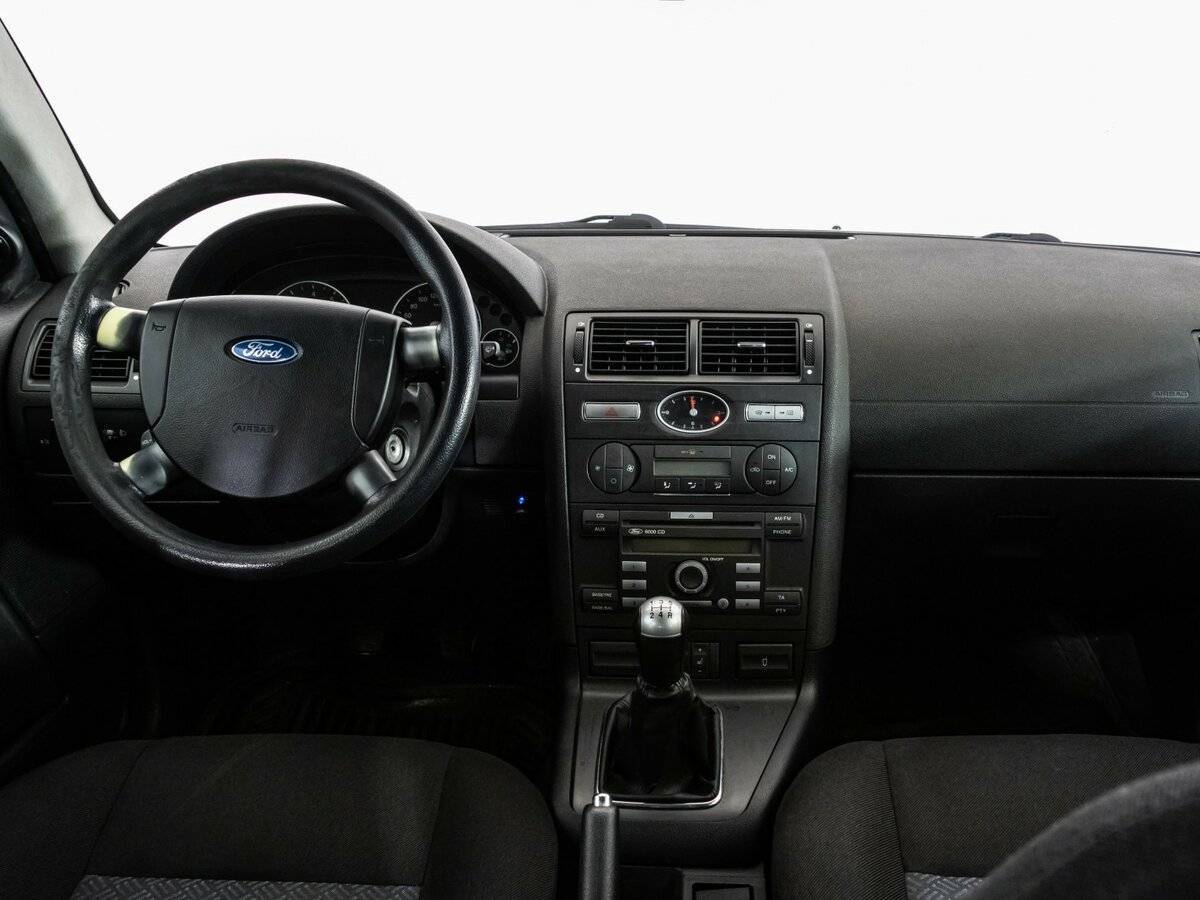 Ford Mondeo с пробегом — 2006 год. Фото: #9