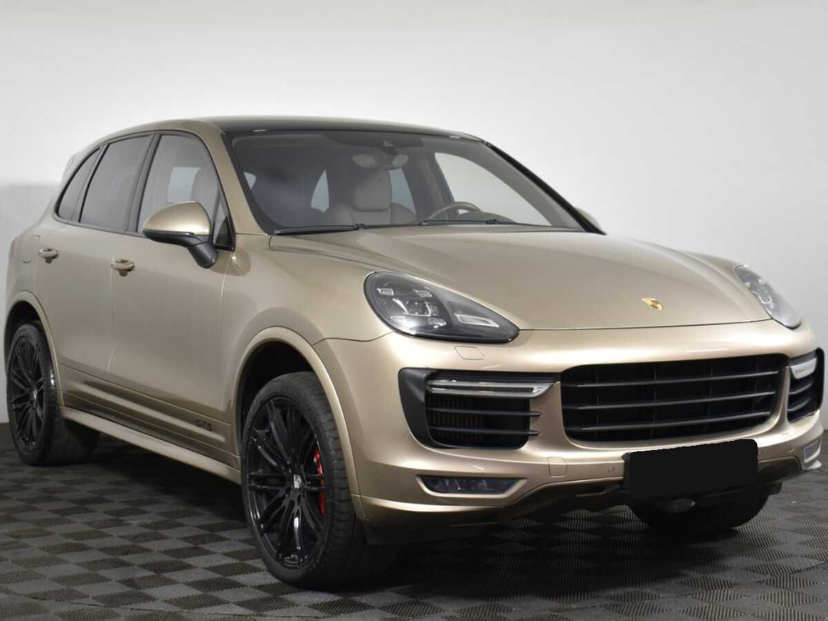 Porsche Cayenne с пробегом — 2015 год. Фото: #2
