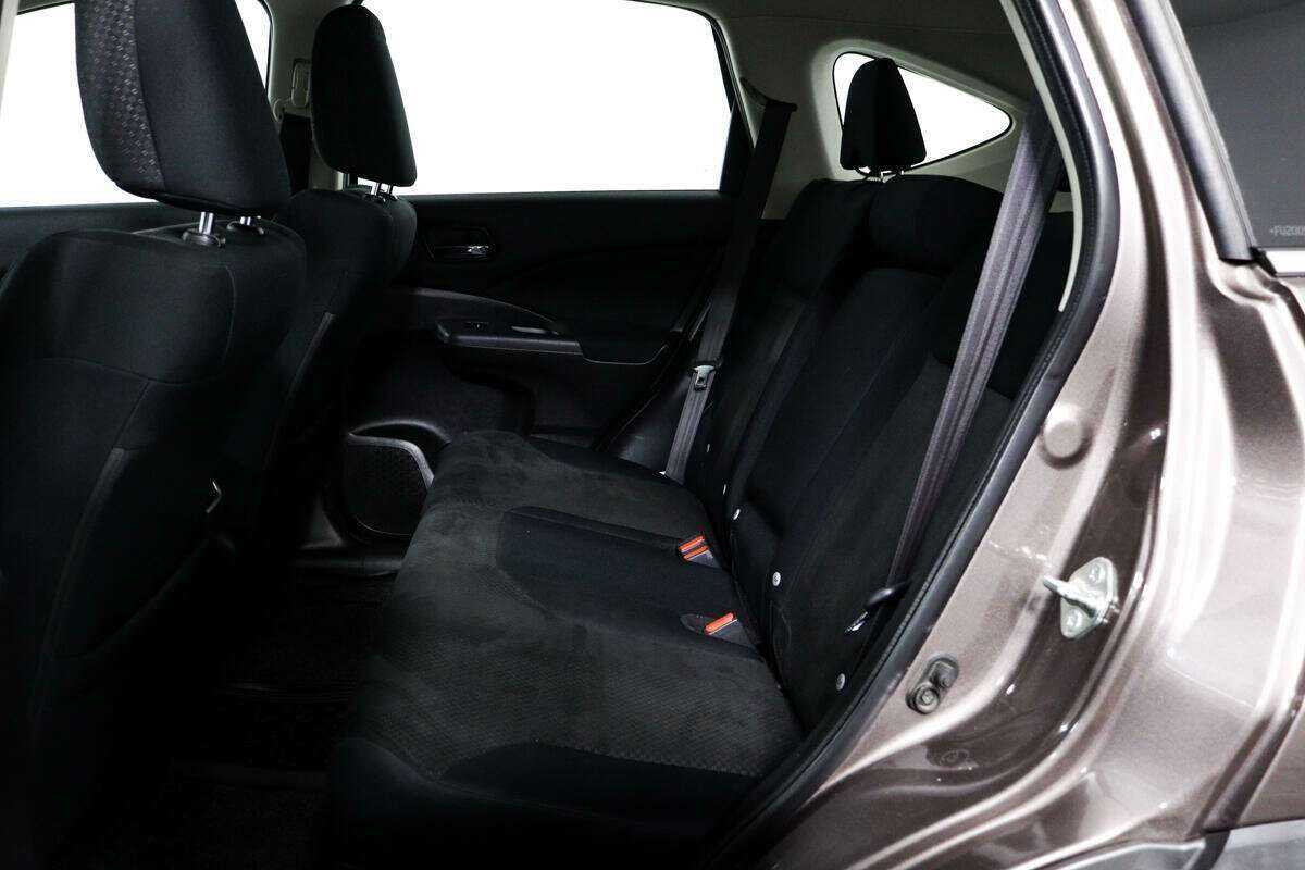Honda CR-V с пробегом — 2015 год. Фото: #11