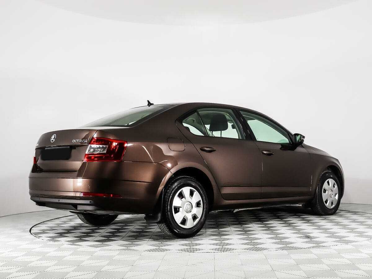 Skoda Octavia с пробегом — 2017 год. Фото: #4
