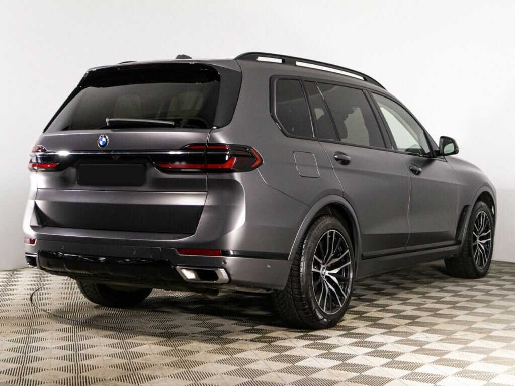 BMW X7 с пробегом — 2022 год. Фото: #3