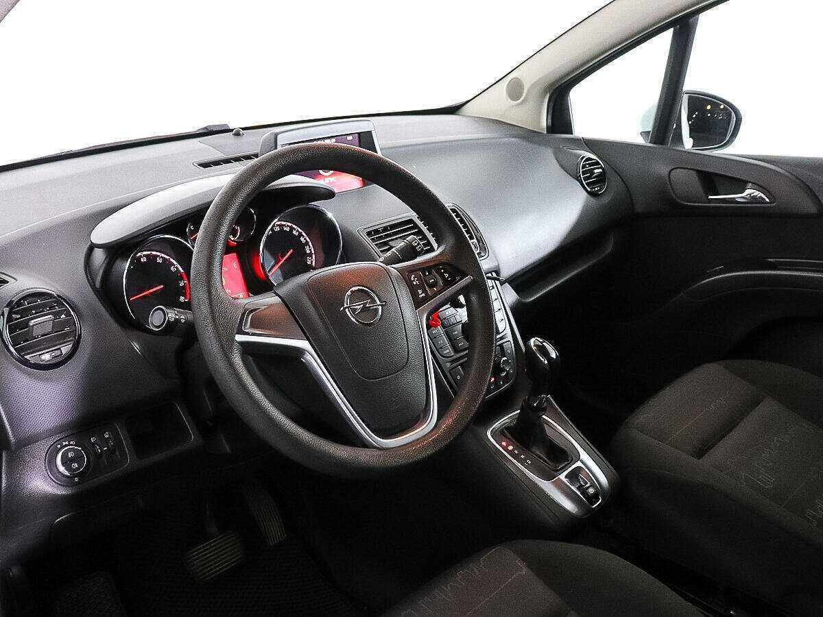 Opel Meriva с пробегом — 2014 год. Фото: #10