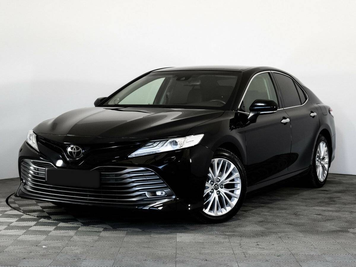 Toyota Camry с пробегом — 2019 год. Посмотреть фото