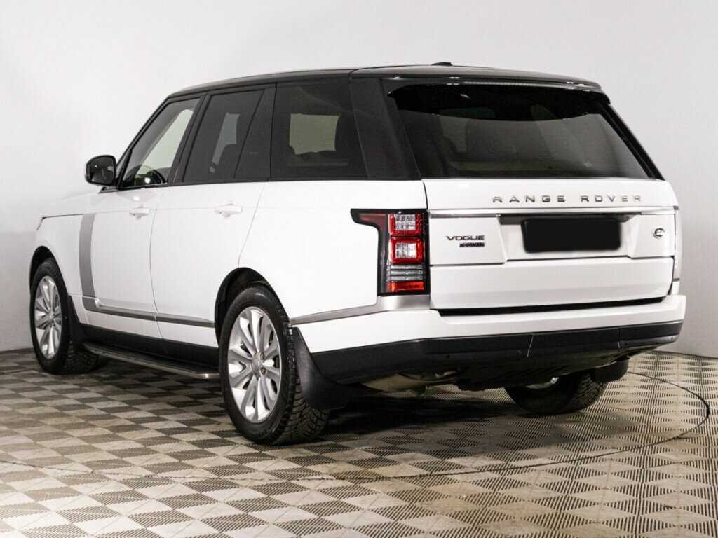 Land Rover Range Rover с пробегом — 2015 год. Фото: #6