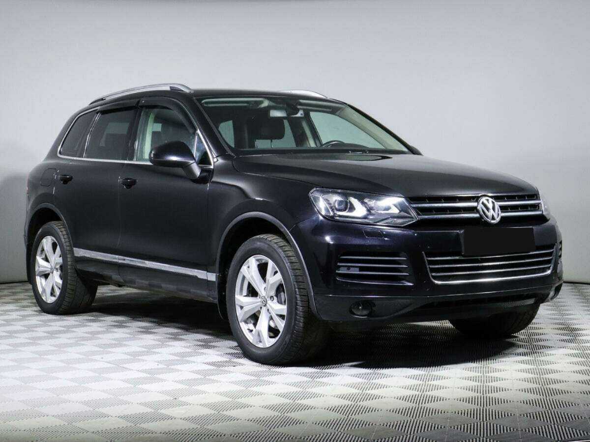 Volkswagen Touareg с пробегом — 2012 год. Фото: #2
