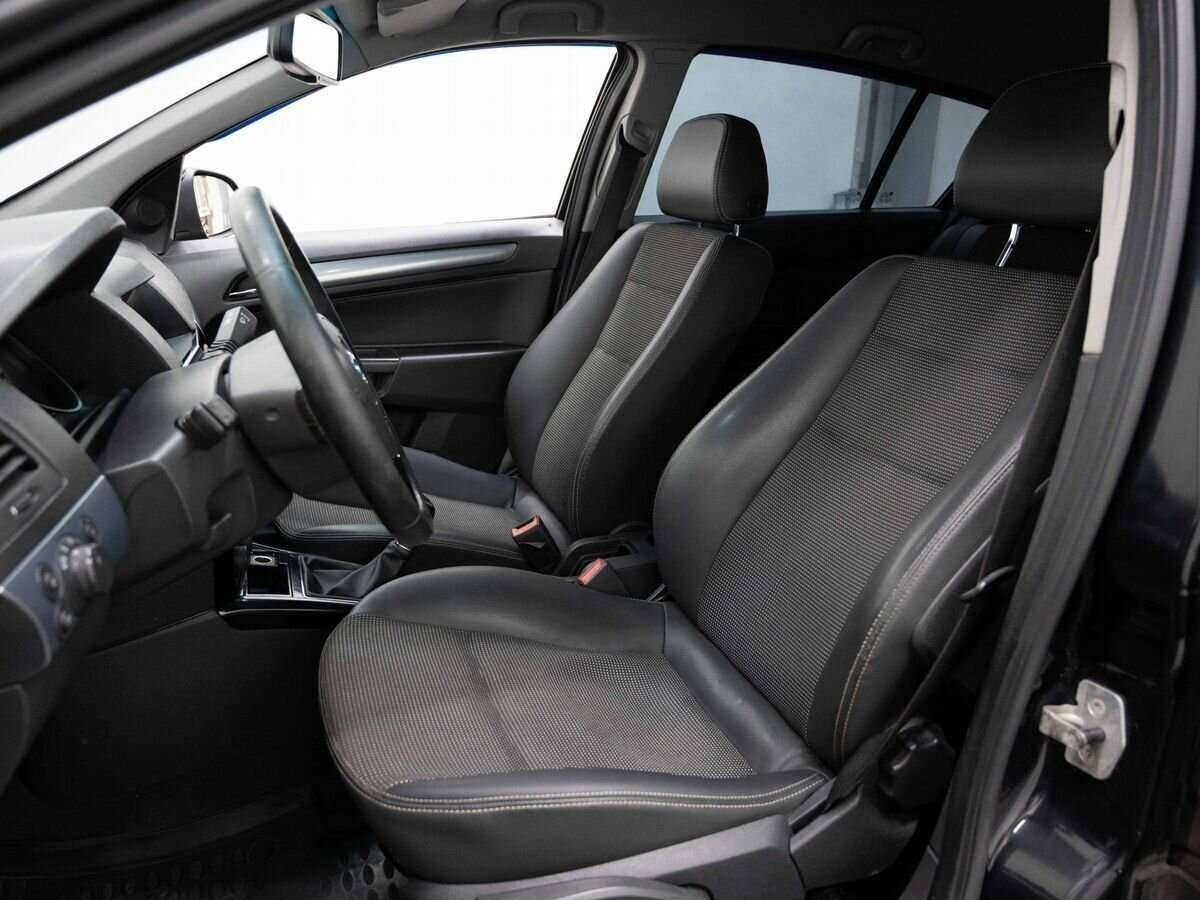 Opel Astra с пробегом — 2010 год. Фото: #7