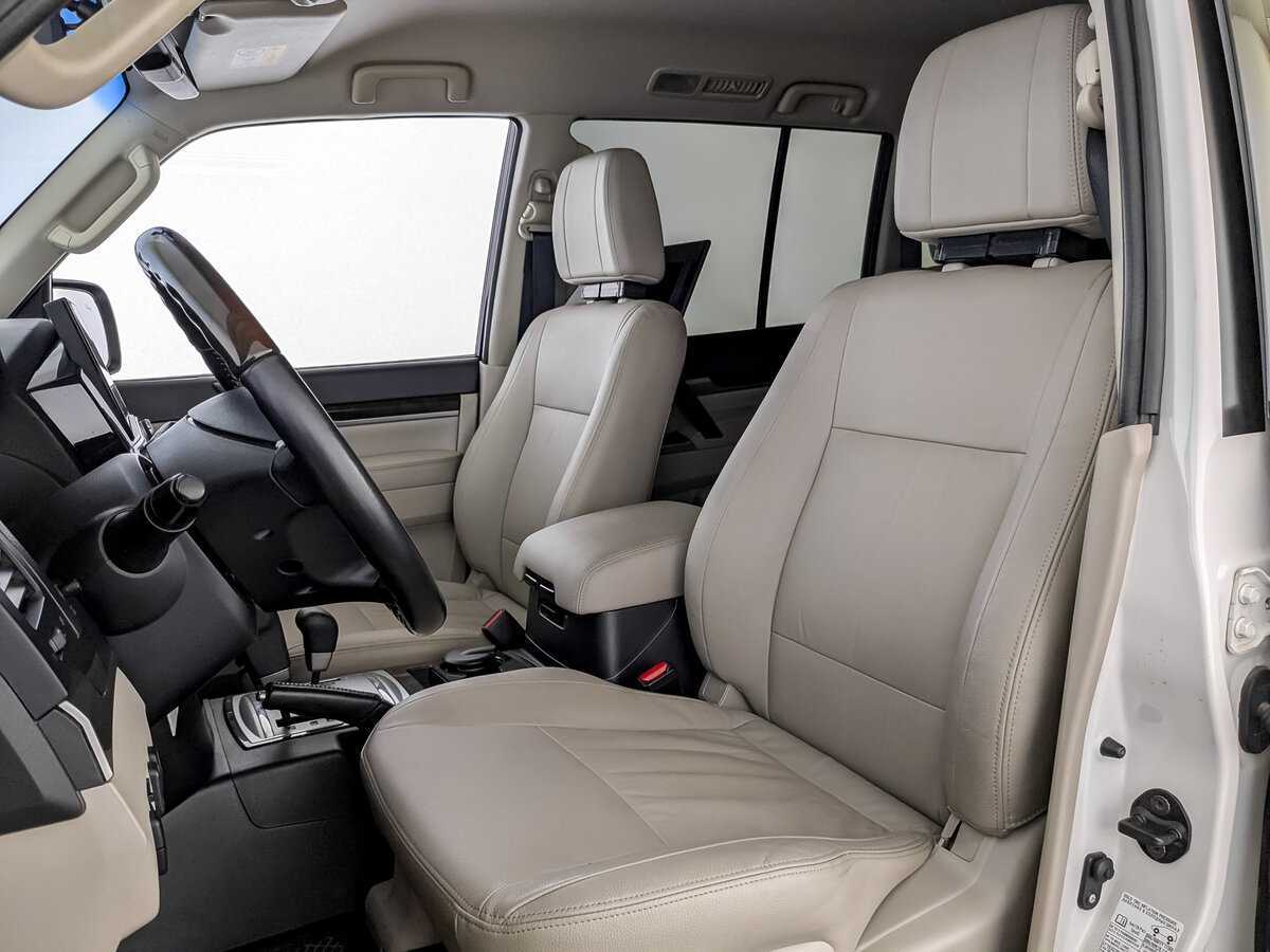 Mitsubishi Pajero с пробегом — 2019 год. Фото: #19
