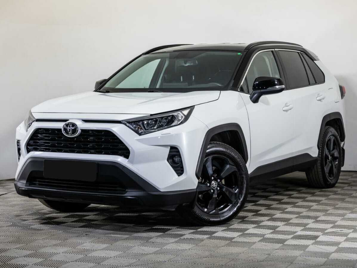 Toyota RAV4 с пробегом — 2021 год. Фото: #0