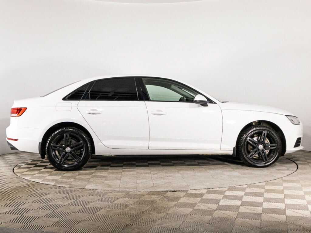Audi A4 с пробегом — 2015 год. Фото: #3