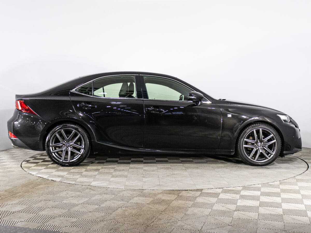 Lexus IS с пробегом — 2014 год. Фото: #3