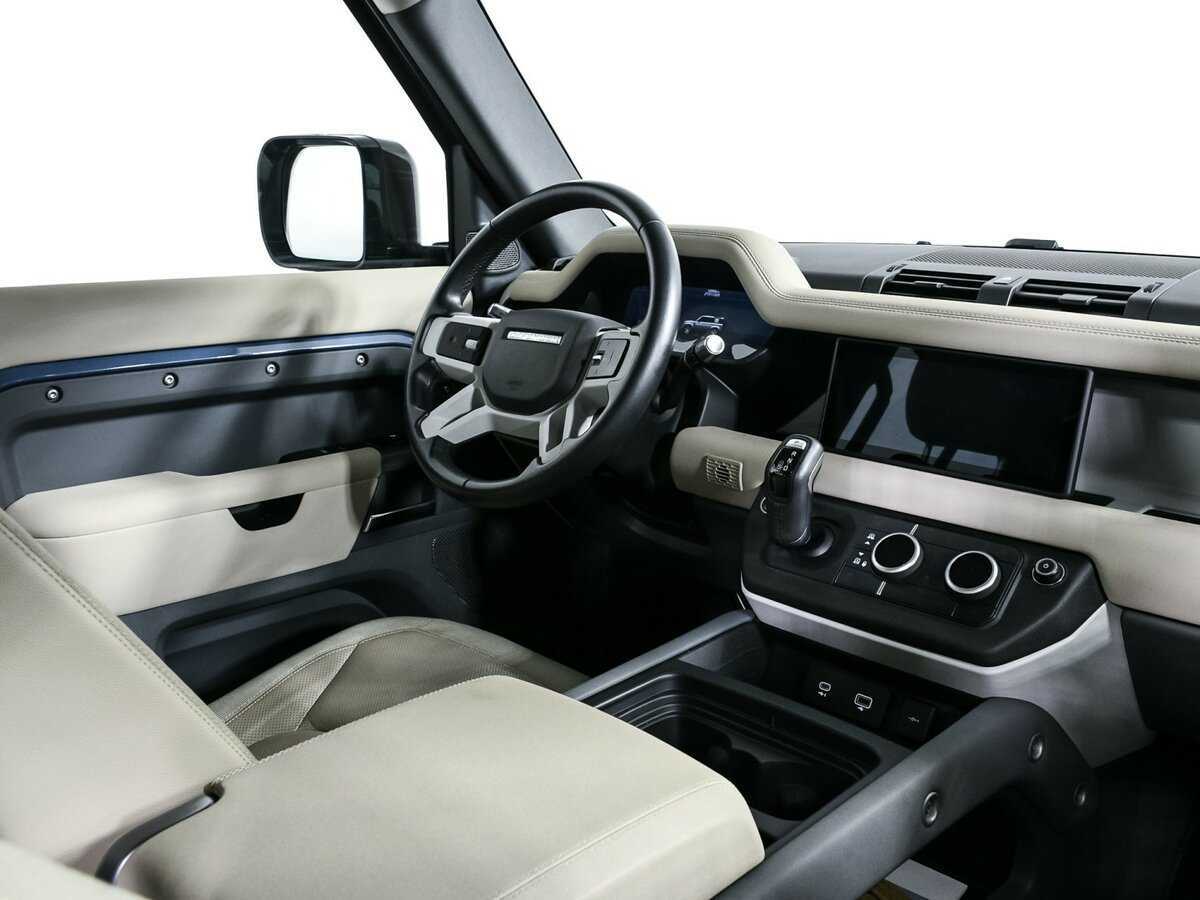 Land Rover Defender с пробегом — 2020 год. Фото: #6