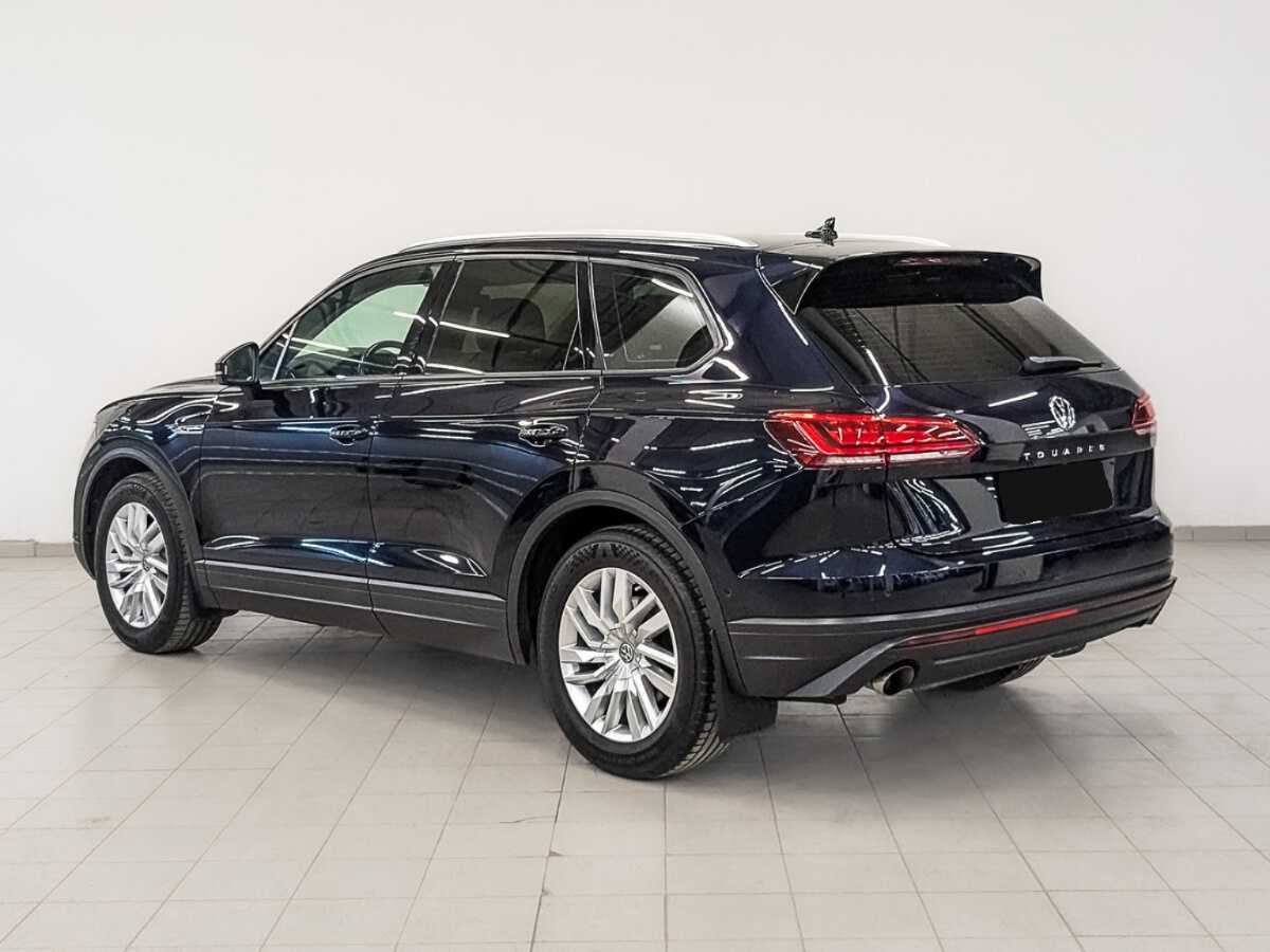 Volkswagen Touareg с пробегом — 2018 год. Фото: #6