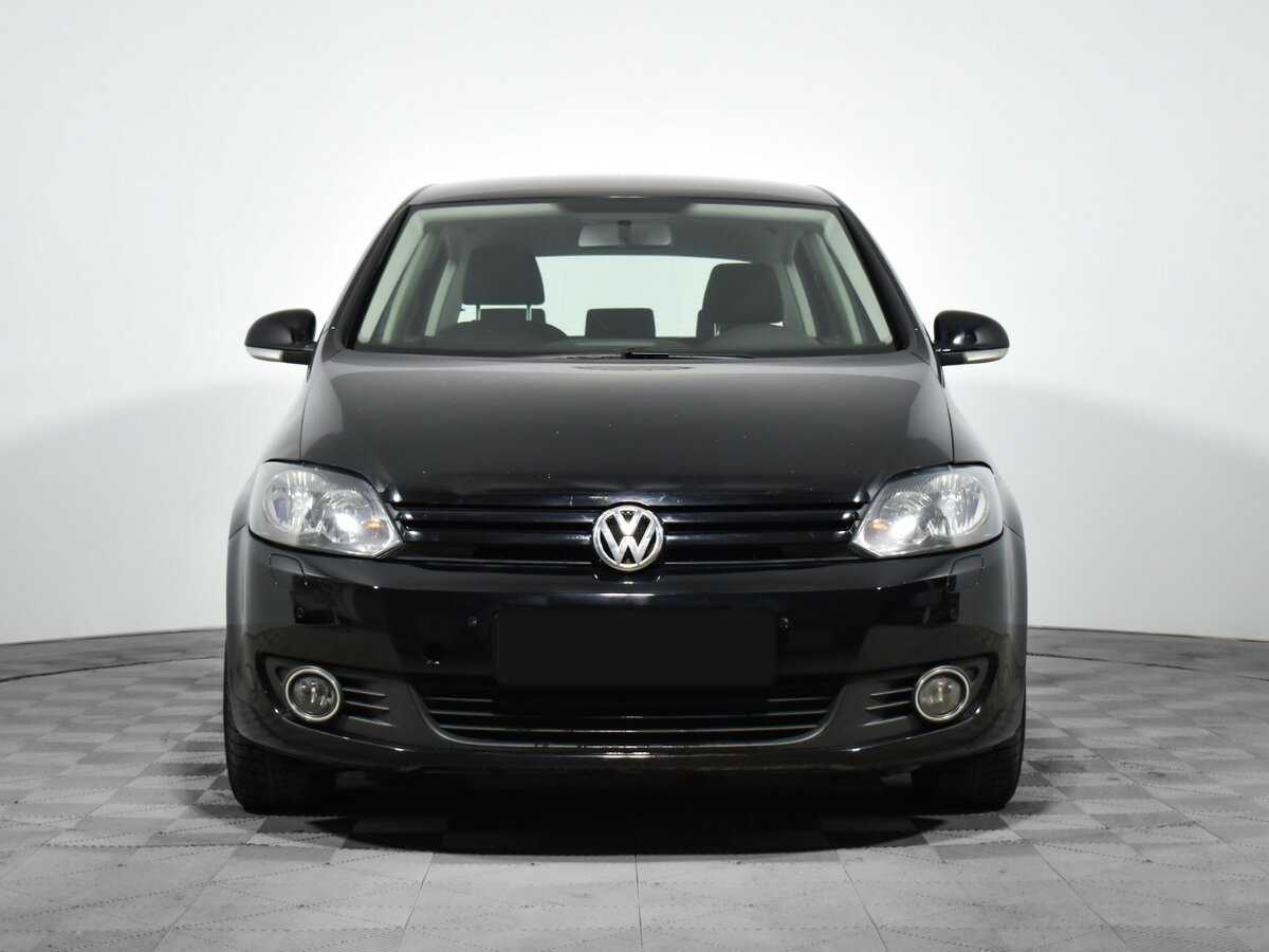 Volkswagen Golf Plus с пробегом — 2013 год. Фото: #1