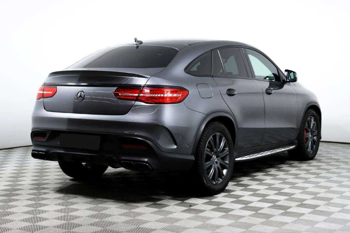 Mercedes-Benz GLE Coupe AMG с пробегом — 2016 год. Фото: #4