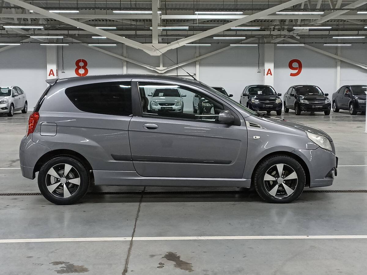 Chevrolet Aveo с пробегом — 2008 год. Фото: #3
