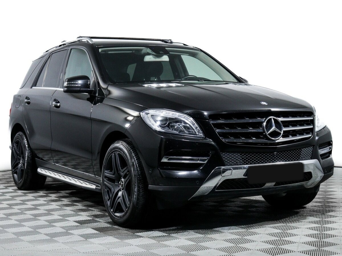 Mercedes-Benz M-Класс с пробегом — 2015 год. Фото: #2
