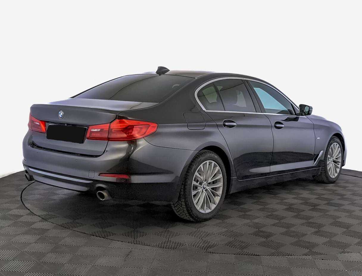 BMW 5 серии с пробегом — 2017 год. Фото: #4