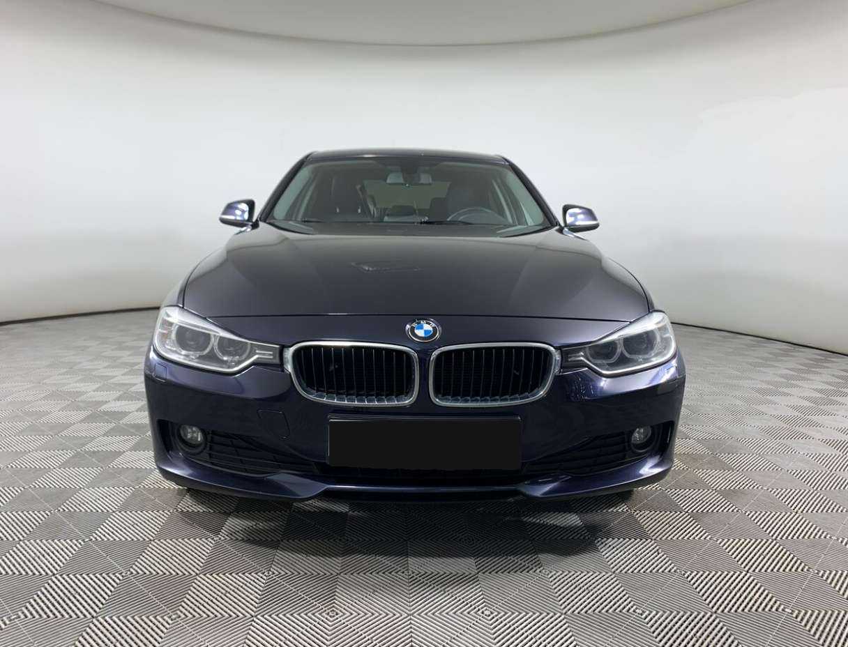 BMW 3 серии с пробегом — 2014 год. Фото: #1