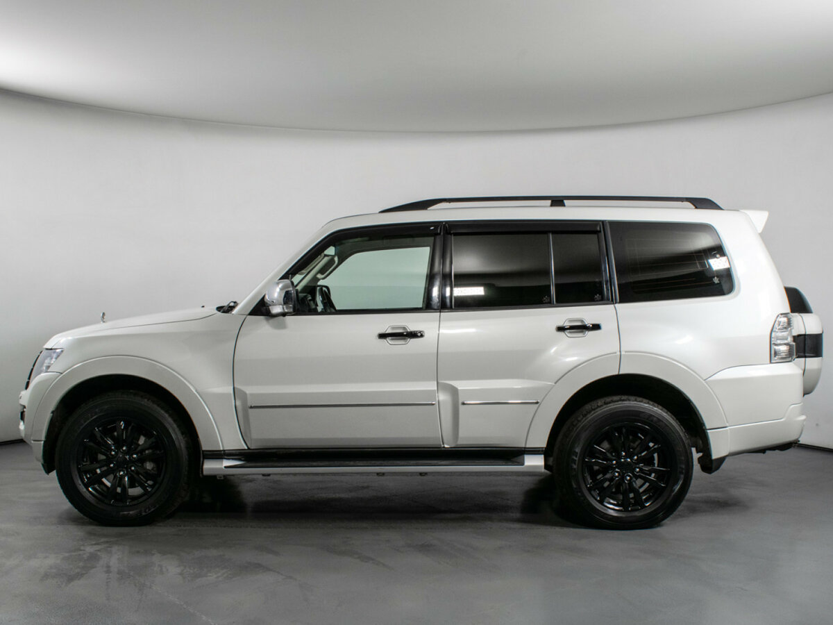 Mitsubishi Pajero с пробегом — 2020 год. Фото: #7