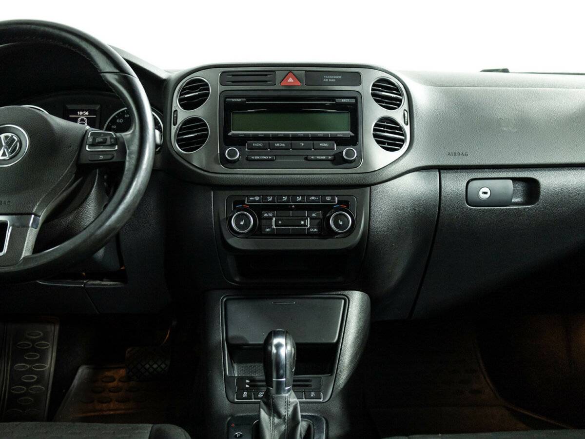 Volkswagen Tiguan с пробегом — 2011 год. Фото: #13