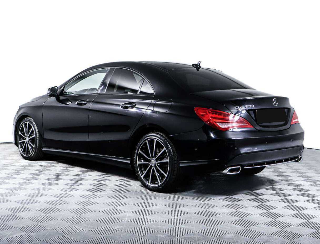 Mercedes-Benz CLA с пробегом — 2015 год. Фото: #6