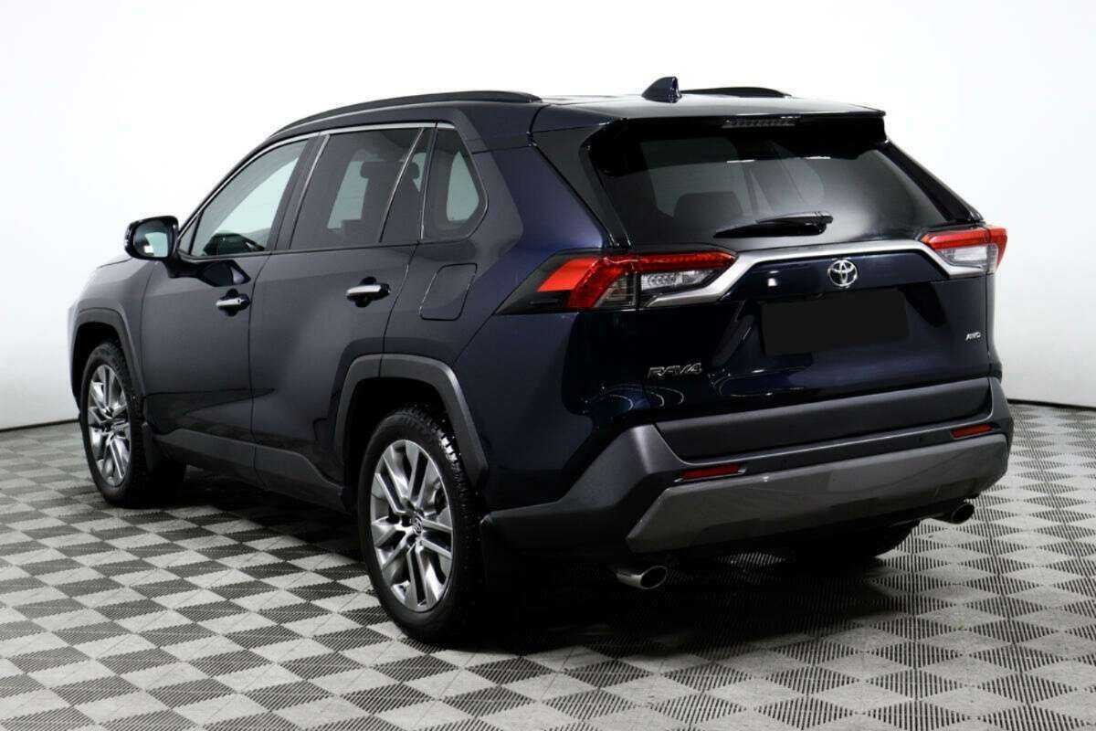 Toyota RAV4 с пробегом — 2020 год. Фото: #6