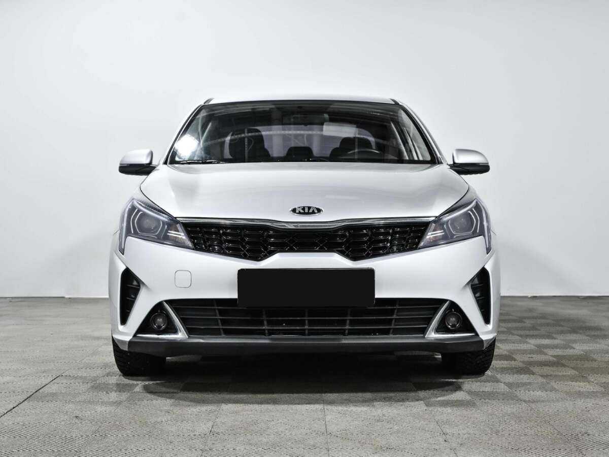Kia Rio с пробегом — 2020 год. Фото: #1