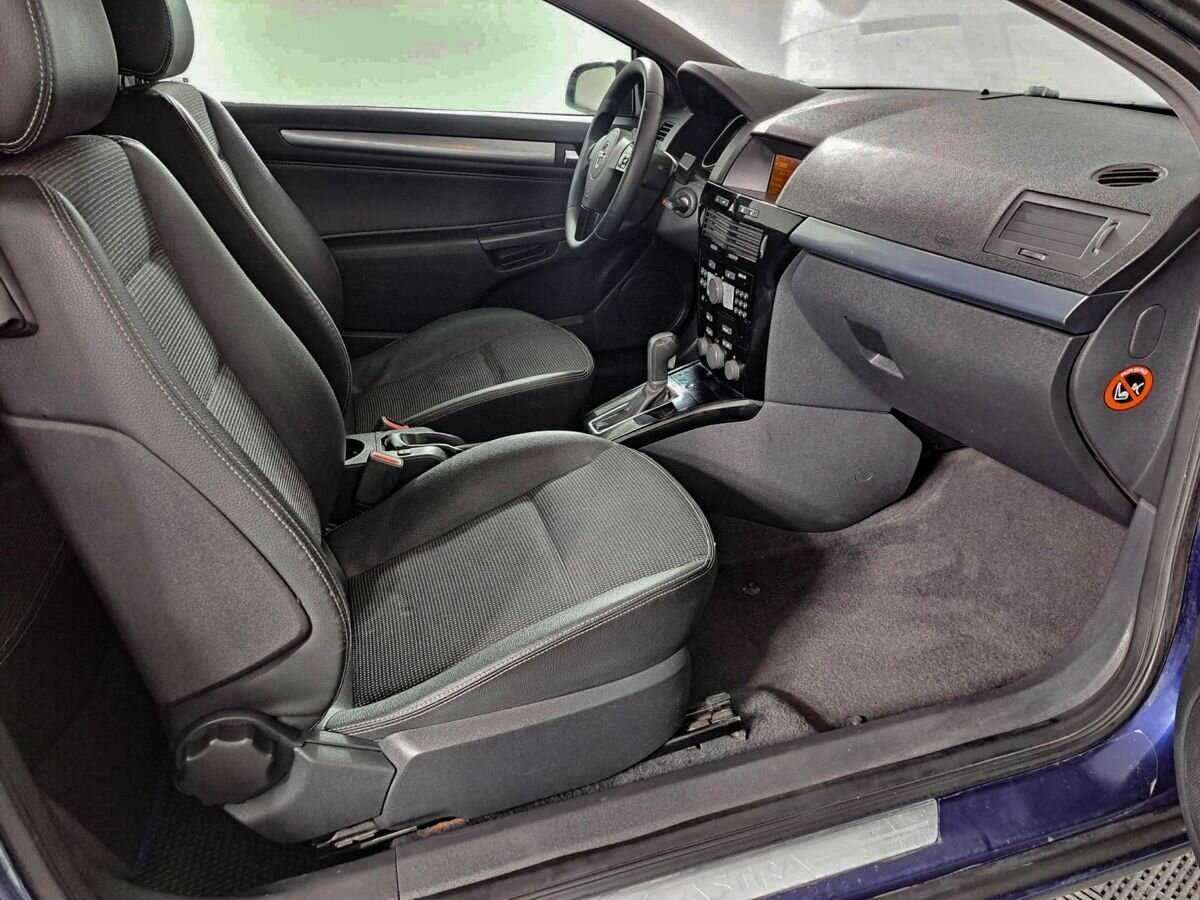 Opel Astra с пробегом — 2008 год. Фото: #10