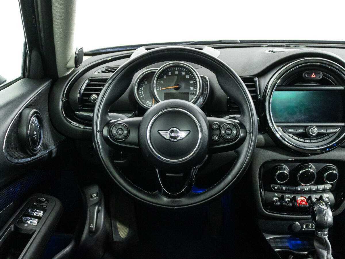 Mini Clubman с пробегом — 2017 год. Фото: #19